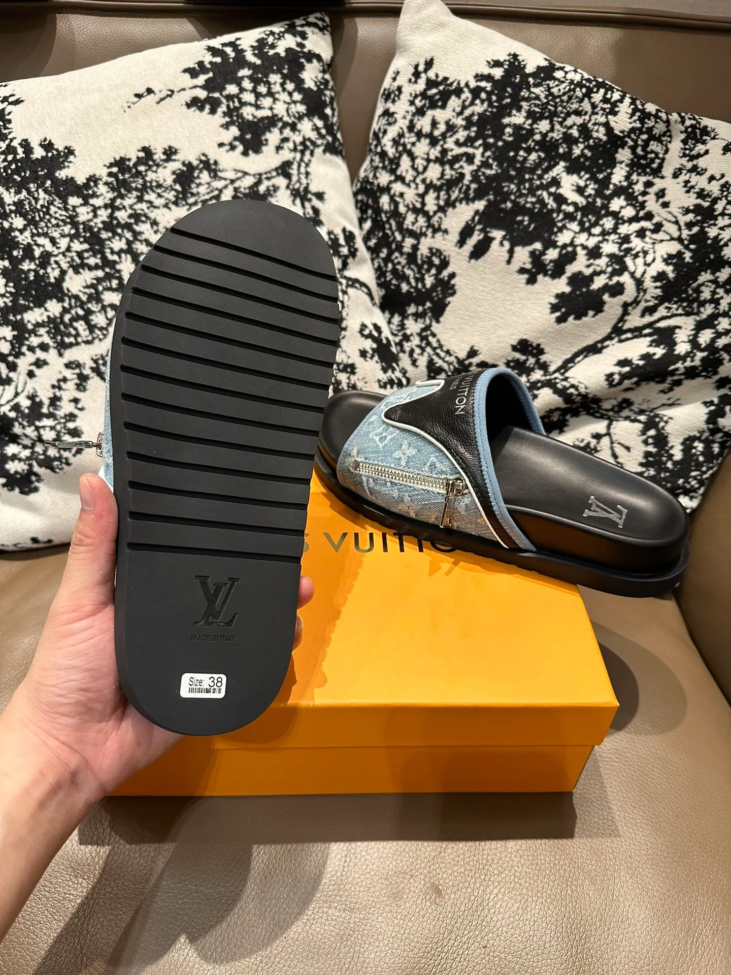 Men's shoes 💰340💰 LV zipper new style, cowhide surface, sheepskin lining, size 36-46